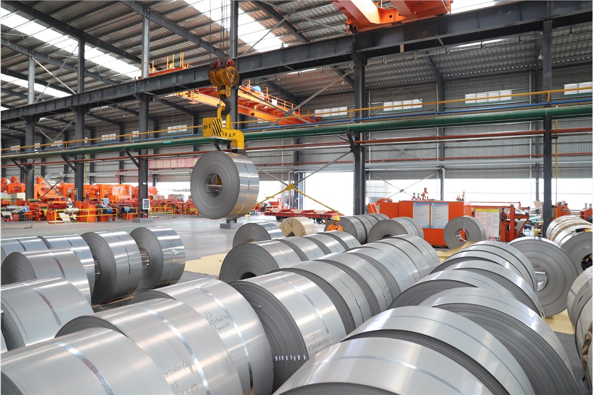 柳钢集团KY开元·(中国)集团公司新品J2有突破：成功轧制0.35mm